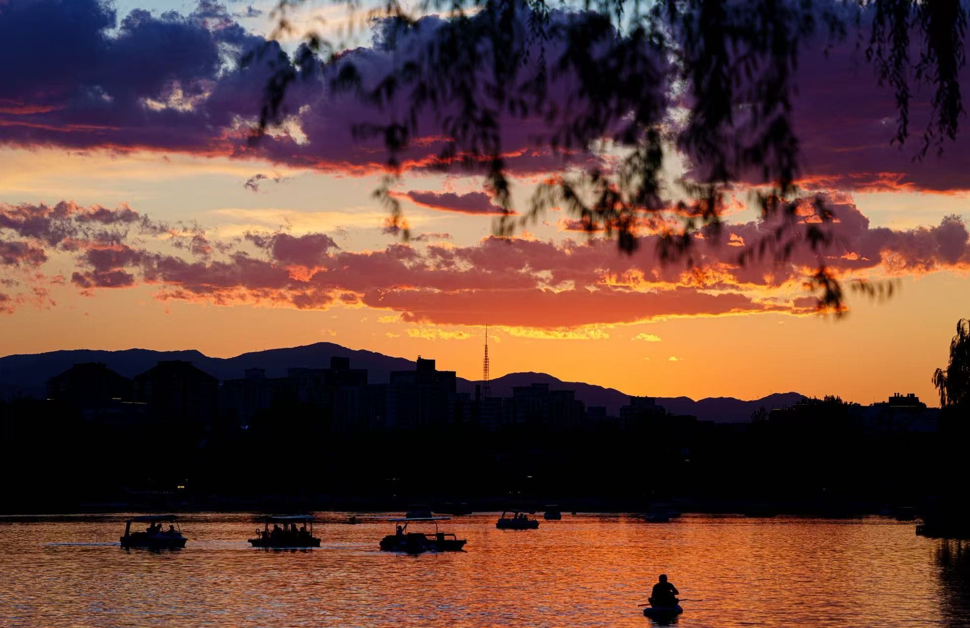 ShiChaHai sunset