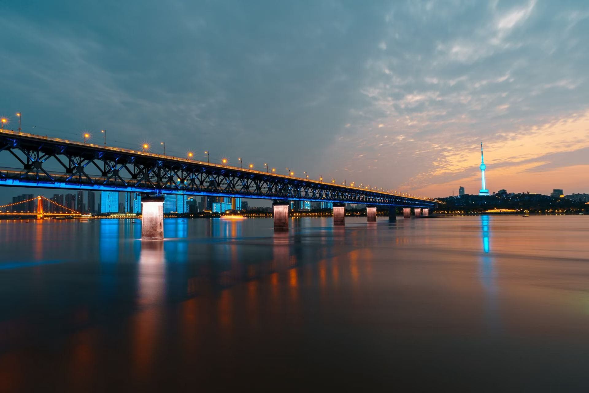 Yangtze River bridge